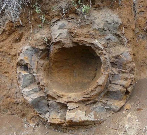 полая конкреция, так устроена планета Земля